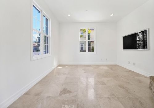 64 Pathstone, Irvine CA  92603-0171 exterior