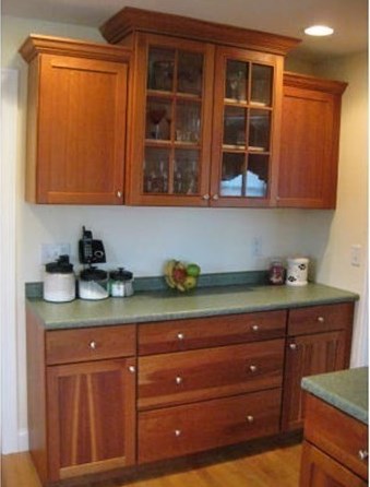 77 Mendall Rd, New Bedford MA 02743-1211 exterior