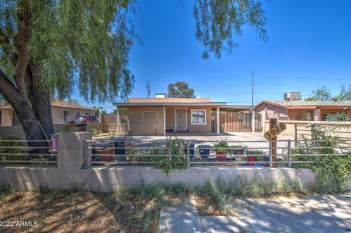 3026 Cypress St, Phoenix, AZ 85008-2824