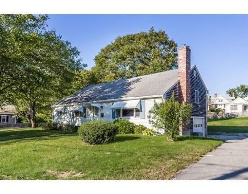1 Church Ave, Wareham, MA 02571-2034