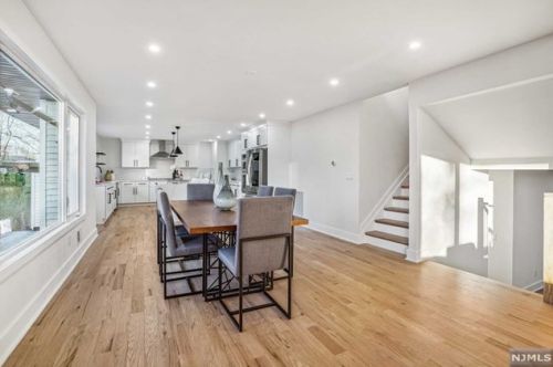 135 Knickerbocker Rd, Cresskill NJ  07626-2439 exterior