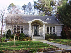 48 Jameson Rd, Newton, MA 02458-2601