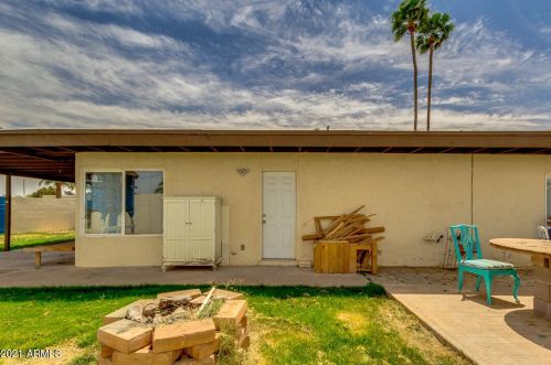 3202 Becker Ln, Phoenix AZ 85029-5140 exterior