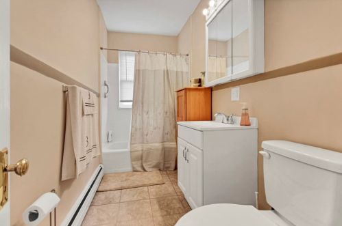 81 Lowell St, Methuen MA 01844-3615 exterior