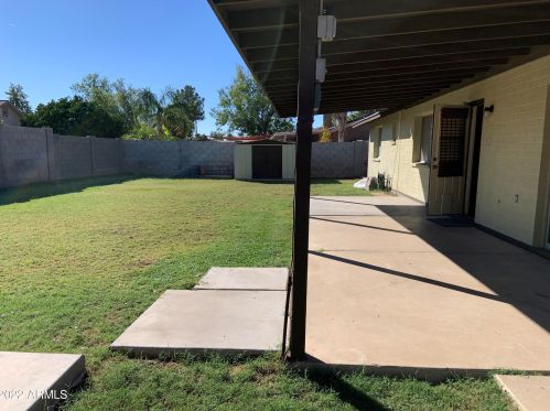 3011 Campo Bello Dr, Phoenix AZ  85032-1928 exterior