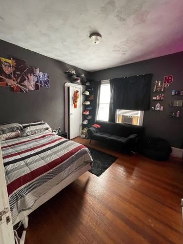 39 Fair St, New Bedford MA 02740-4737 exterior