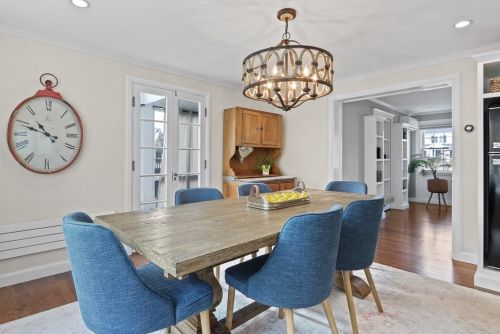 64 Fair Oaks Park, Needham MA 02492-3104 exterior