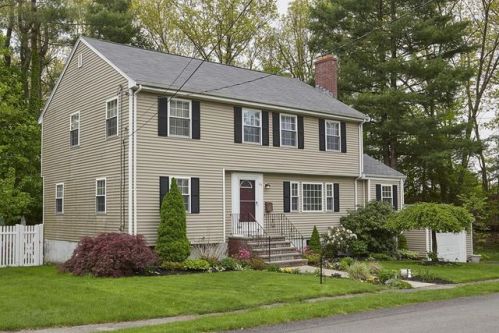 148 Plymouth Rd, Needham, MA 02492-3717