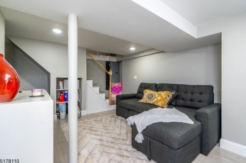 479 Dewitt Ave, Belleville NJ 07109-2508 exterior