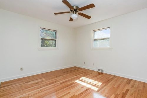 218 Western Cir, Montgomery MA 01085-3423 exterior