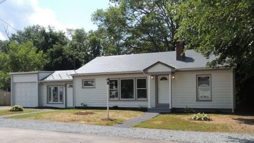 22 Westdale Ave, Seekonk, MA 02771-3921