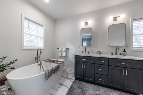 826 Belmont Ave, Camden NJ  08108-3104 exterior