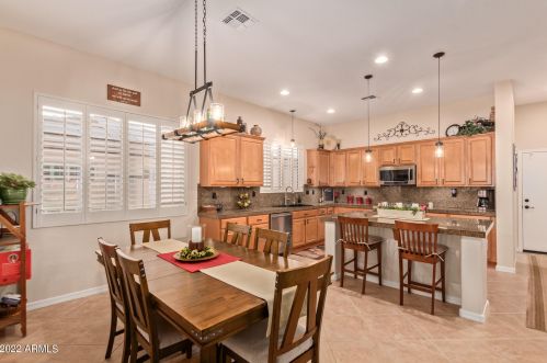 40425 Chase Oaks Way, Phoenix AZ 85086-1888 exterior