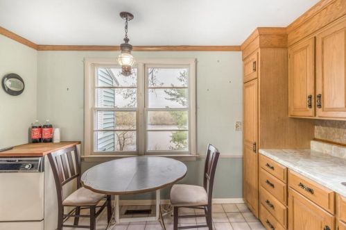 75 Dl St, Methuen MA 01844-7304 exterior