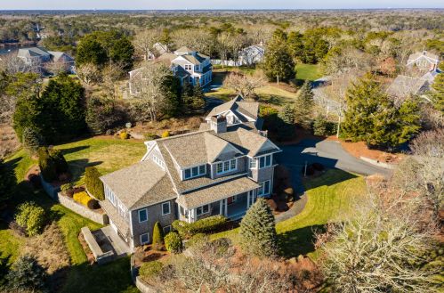 230 Skyline Dr, Chatham MA 02633-1720 exterior