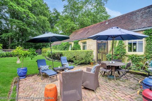 310 Cooper Rd, Tinton Falls NJ 07701-6010 exterior