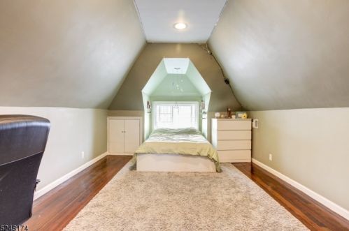 27 Mt Pleasant Ave, Belleville NJ 07109-2021 exterior