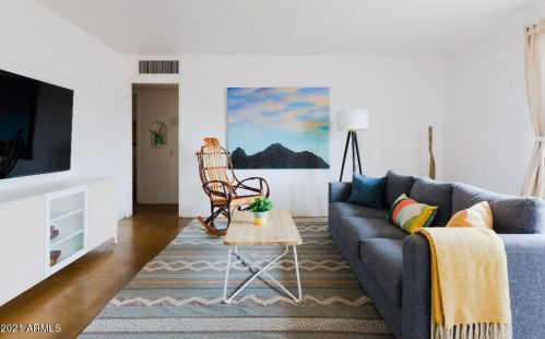 1631 Catalina Dr, Phoenix AZ 85018-7212 exterior