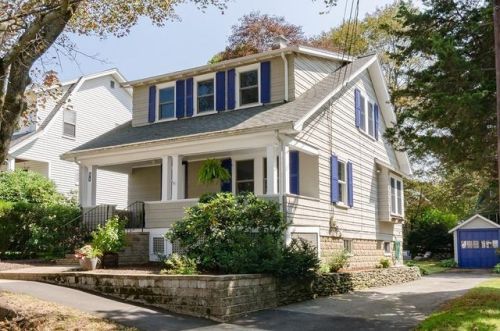 51 Ronald Rd, Arlington MA  02474-1421 exterior