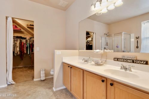 1713 Cielo Grande Ave, Phoenix AZ 85024-7555 exterior