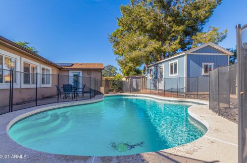 3736 Charter Oak Rd, Phoenix AZ 85032-7452 exterior