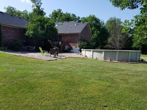 5613 Indian Rock Rd, Louisville, KY 40219-4622