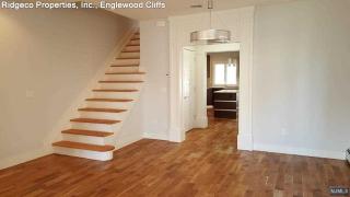 2041 Marguerite St, West Fort Lee NJ  07024-2913 exterior