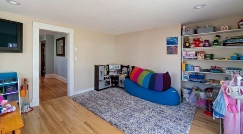 79 Border St, Dedham MA 02026-3601 exterior