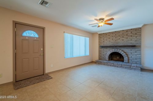 2324 Cactus Rd, Phoenix AZ 85032-7609 exterior