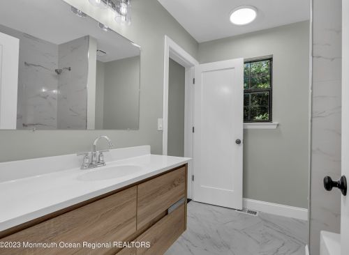 805 Bluebell Dr, Jackson Twp NJ 08527-4116 exterior