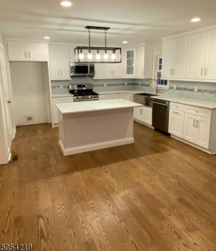 152 Bell St, Belleville NJ  07109-2824 exterior