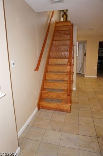 87 Brg St, Belleville NJ 07109-2429 exterior