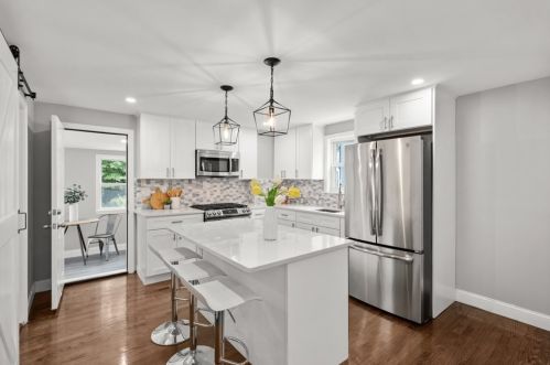 85 Lambert Ave, Weymouth MA  02189-2636 exterior