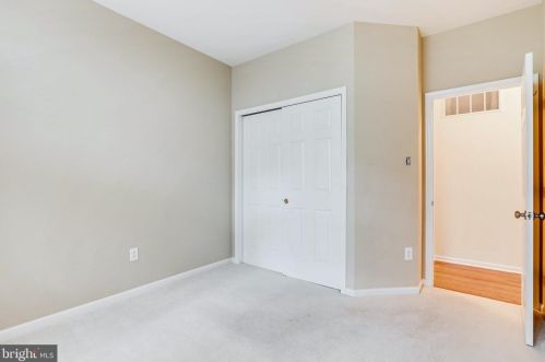 5424 Wooded Way, Columbia MD 21044-5722 exterior