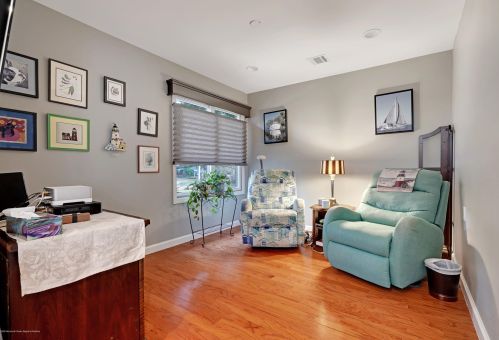 10 Concord Ct, Tinton Falls NJ 07701-5414 exterior