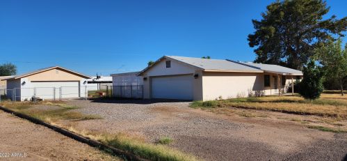 12031 30 Pl, Phoenix AZ 85028-1212 exterior