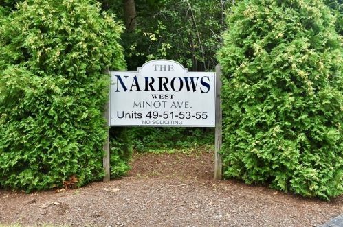 55 Minot Ave, Wareham MA 02571-1640 exterior