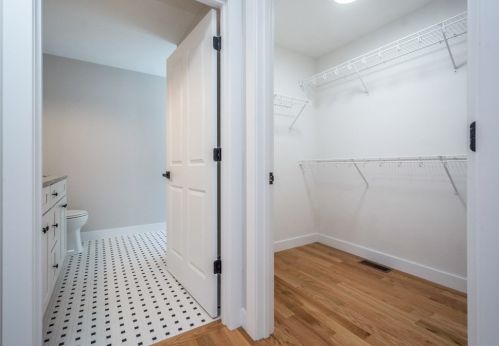 62 Dudley Rd, Sutton MA 01590-3037 exterior