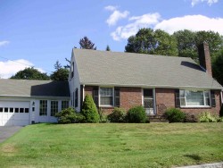 110 Staniford St, Newton, MA 02466-1112