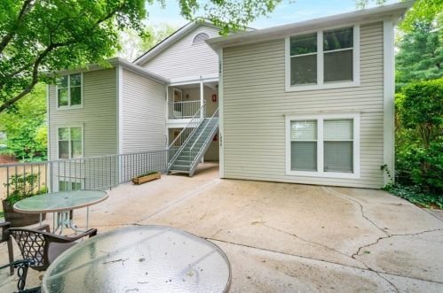 1258 Ky Lk Dr, Atlanta GA 30319-4143 exterior