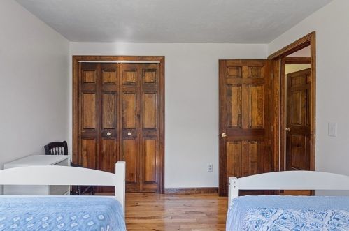 147 Craigin St, Royalston MA  01331-3203 exterior