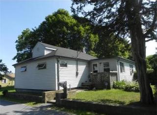 19 Oakdale St, Wareham MA  02571-1530 exterior