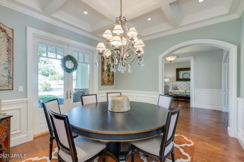 5621 Calle Camelia, Phoenix AZ 85018-4617 exterior