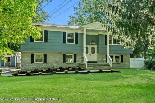 532 Frank Applegate Rd, Jackson Twp NJ  08527-4221 exterior