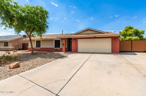 15628 38th Dr, Phoenix, AZ 85053-3733