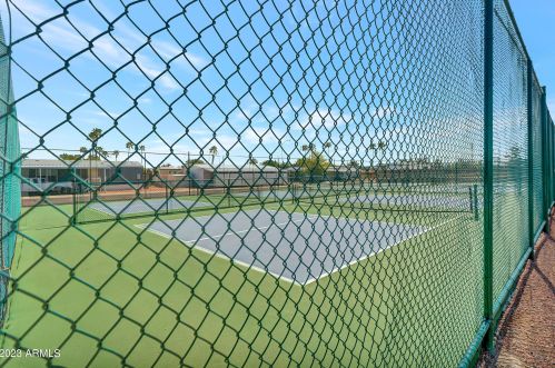 17834 17th St, Phoenix AZ 85022-1670 exterior