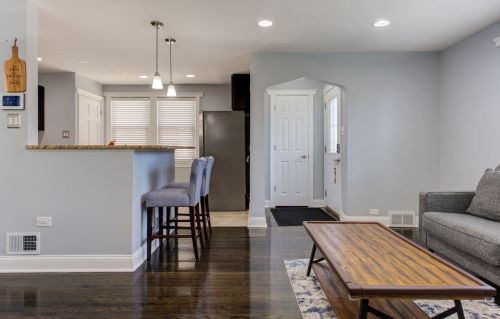 3618 Oak Park Ave, Forest View IL 60402-3865 exterior