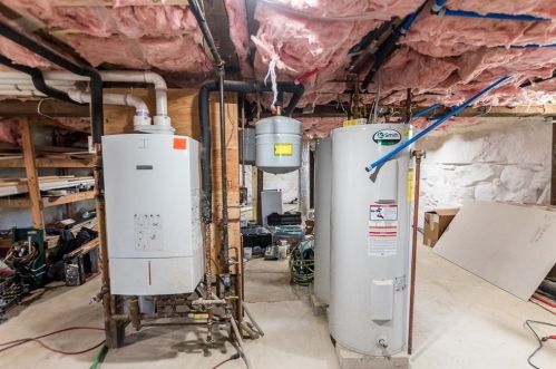 54 Aldrich Rd, East Bridgewater MA 02324-1331 exterior