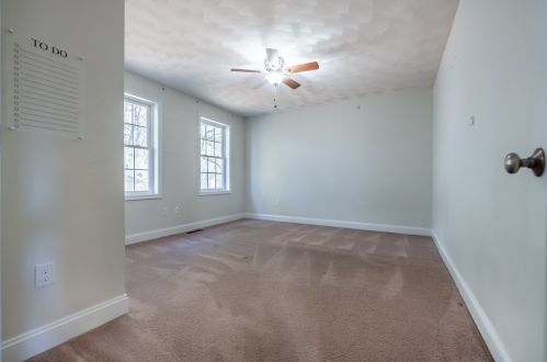 123 Pleasant Vly St, Methuen MA 01844-7227 exterior