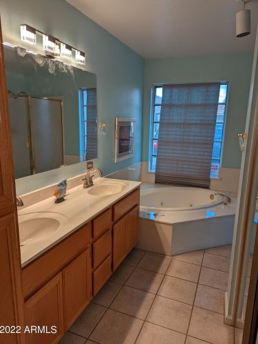 15814 4th Dr, Phoenix AZ  85023-4410 exterior